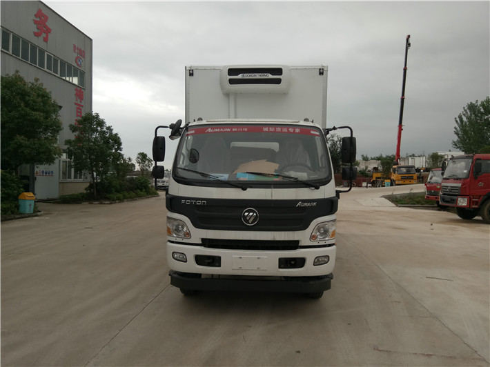 福田欧马可3冷藏车（厢长6米1）