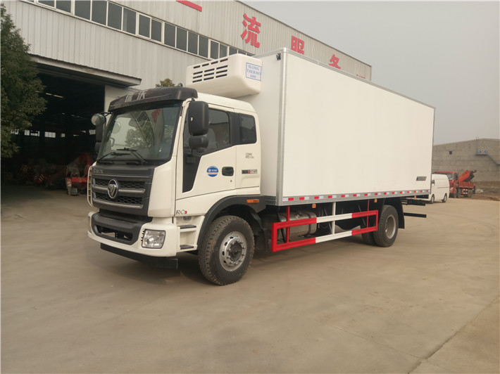 福田瑞沃6.7米冷藏车