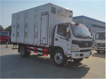 福田4.2米畜禽运输车