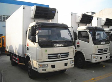 东风5.1米冷藏车