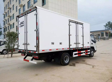 江淮5.1米冷藏车