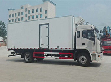江淮格尔发7.6米冷藏车