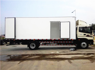 欧马可7.6米冷藏车