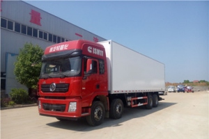 陕汽德龙前四后八9.5米冷藏车