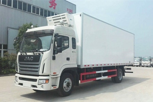 江淮格尔发7.6米冷藏车