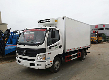 福田欧马可蓝牌活鱼运输车