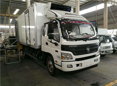 福田欧马可蓝牌活鱼运输车