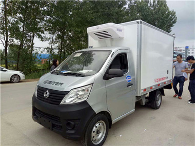 载2吨病死尸无害化处理车