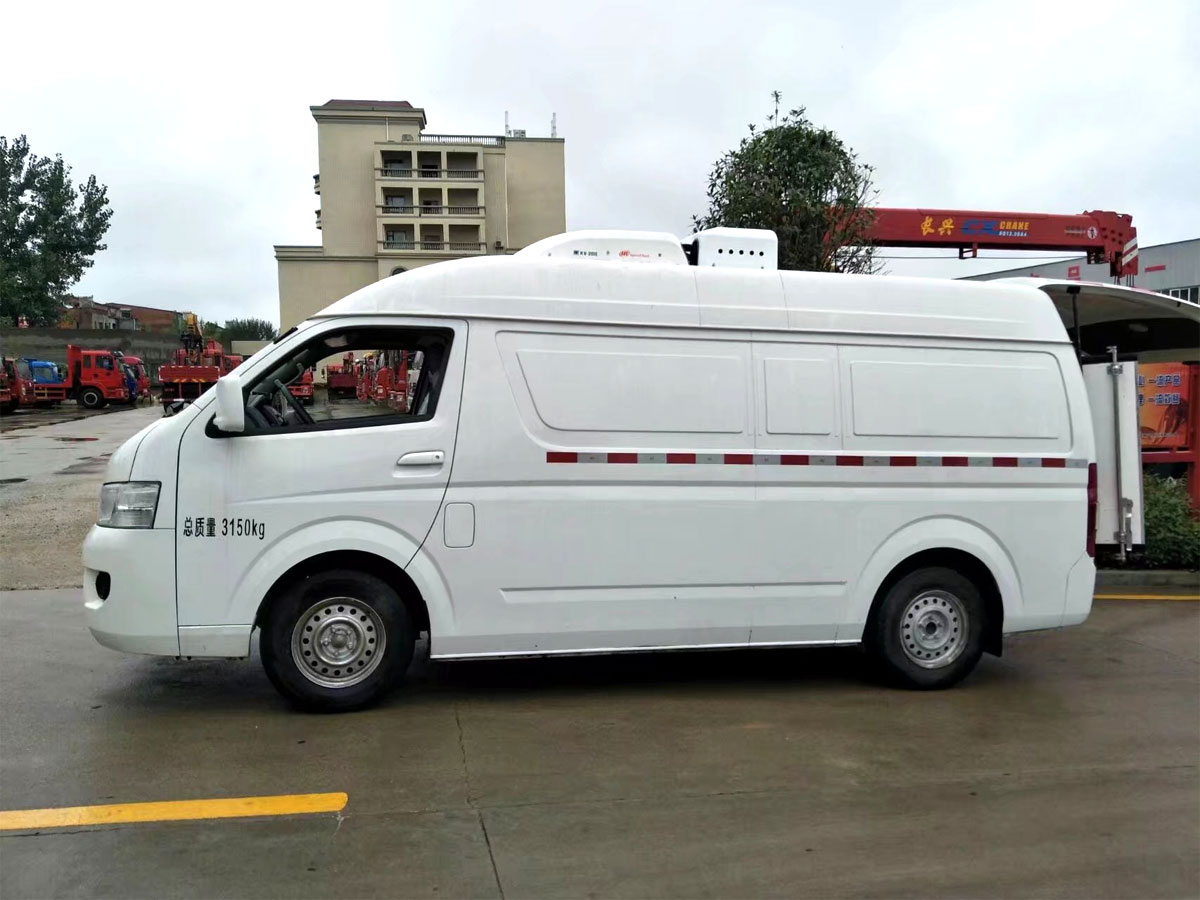 福田G7面包冷藏车