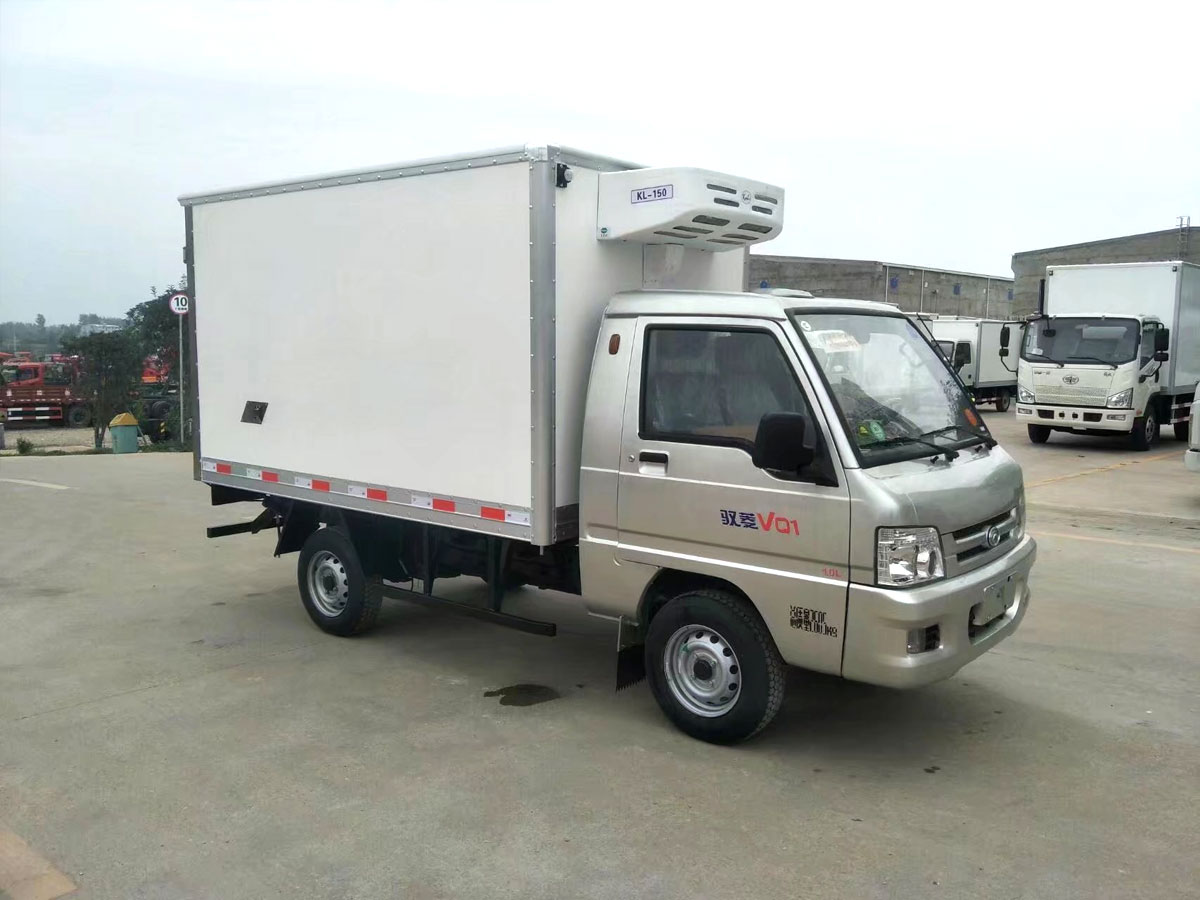 福田驭菱2.6米冷藏车