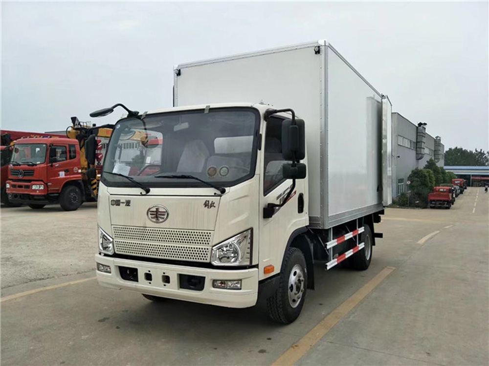 解放J6F 4.2米冷藏车