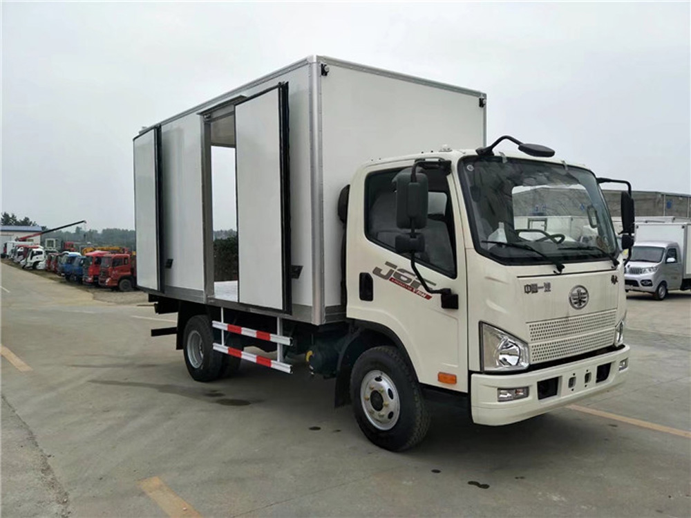 解放J6F 4.2米冷藏车