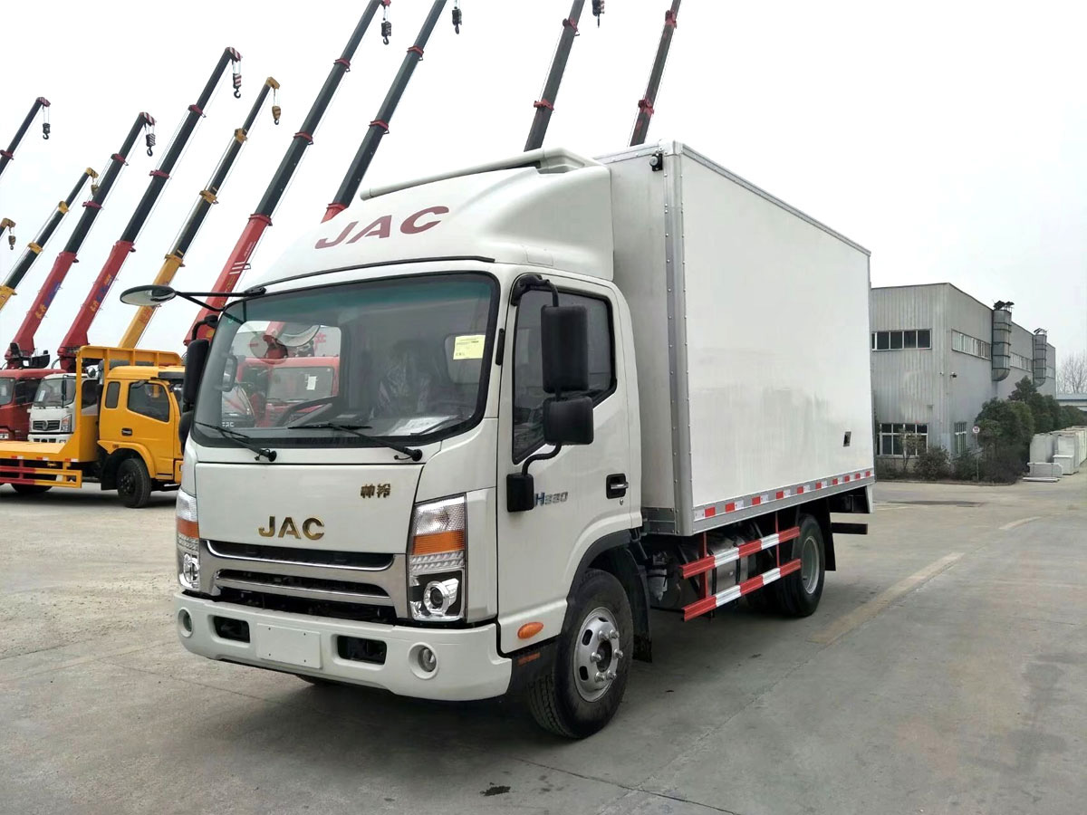 江淮帅铃4.2米宽体冷藏车