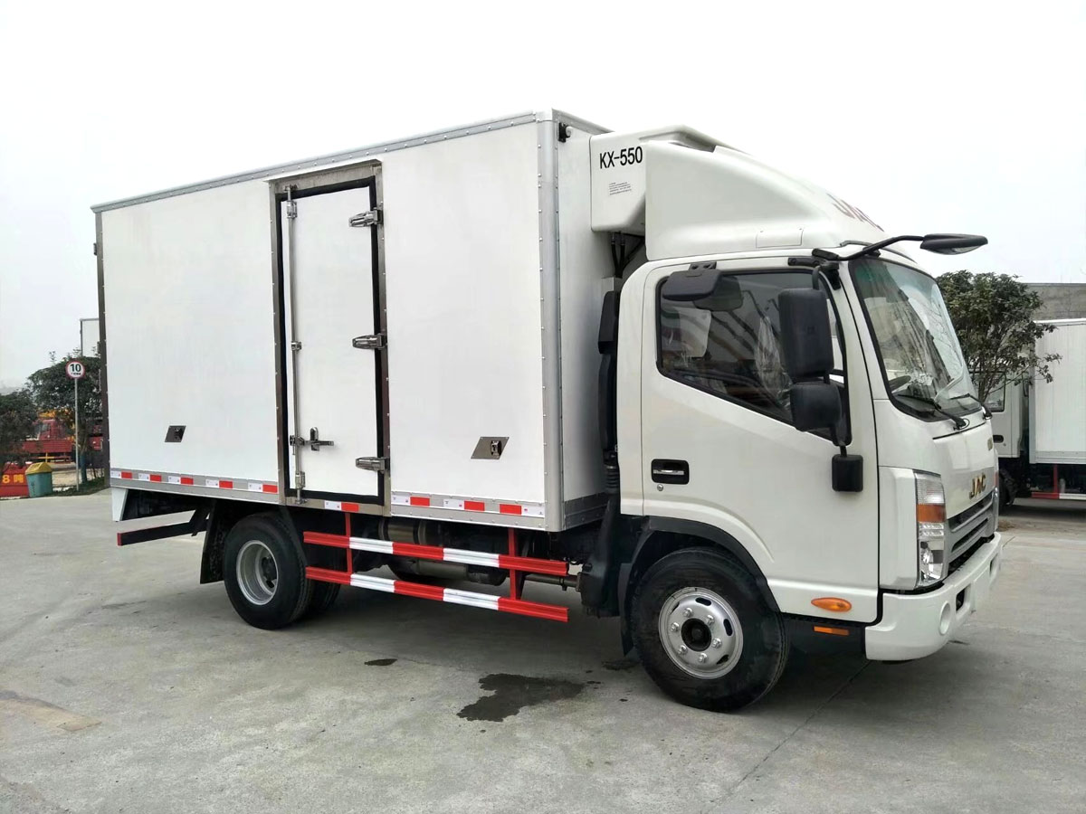 江淮帅铃4.2米宽体冷藏车