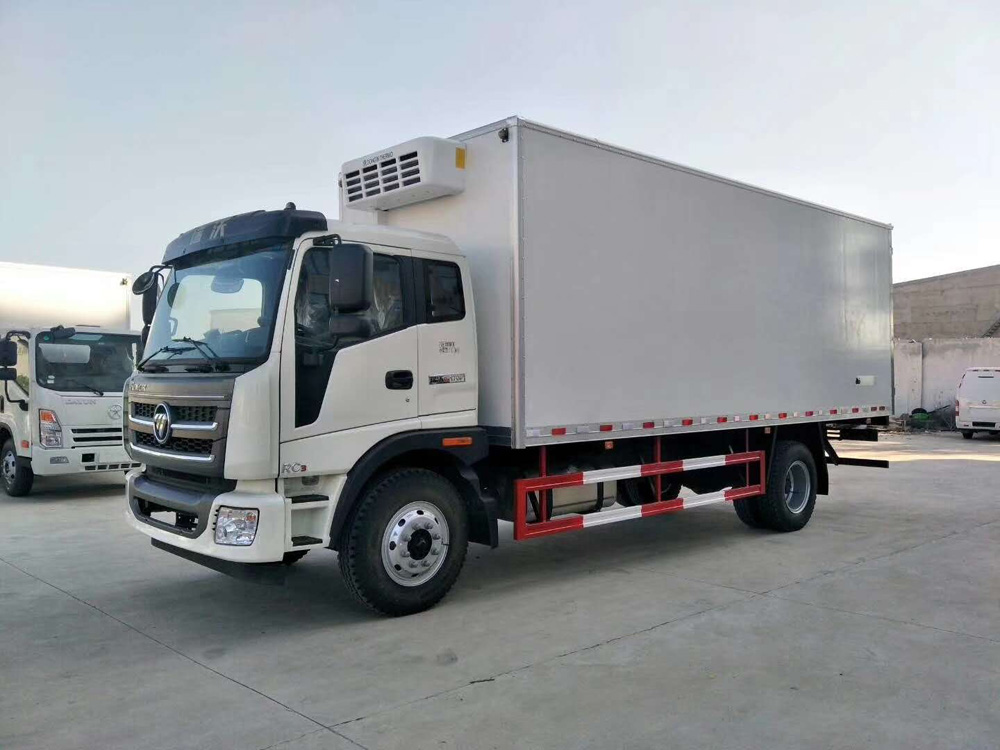 福田瑞沃6.8米冷藏车