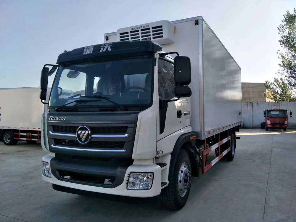 福田瑞沃6.8米冷藏车