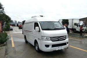 福田G7面包冷藏车