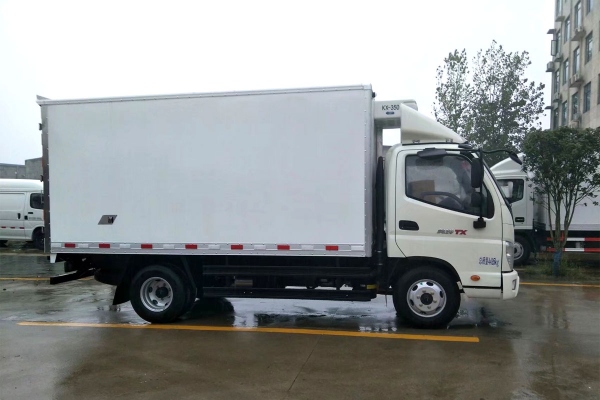 不超重推荐福田奥铃TX 4.2米冷藏车