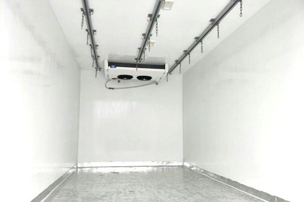 不超重推荐福田奥铃TX 4.2米冷藏车