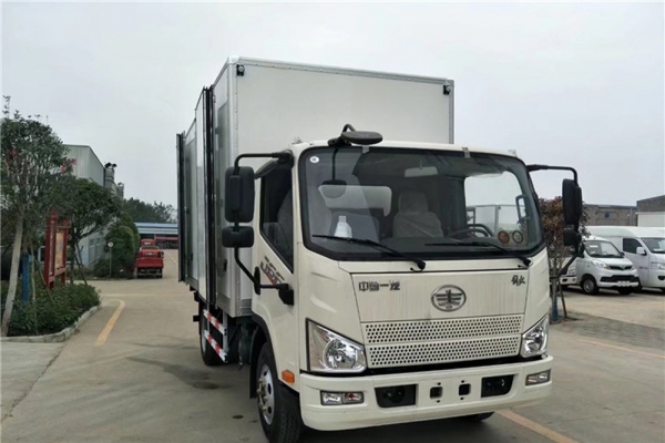 解放J6F 4.2米冷藏车