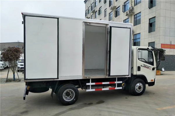 解放J6F 4.2米冷藏车