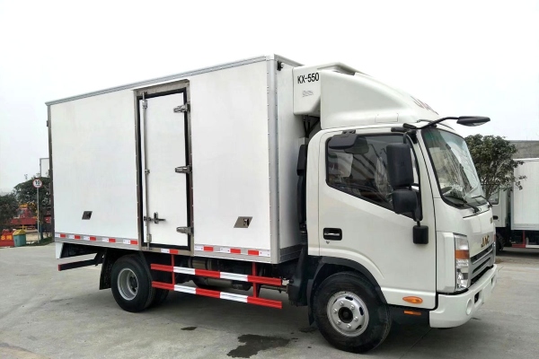 江淮帅铃4.2米宽体冷藏车