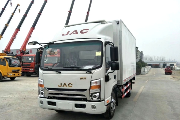 江淮帅铃4.2米宽体冷藏车