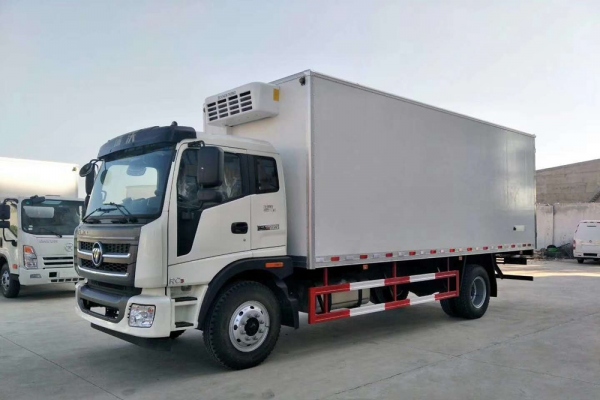 福田瑞沃6.8米冷藏车