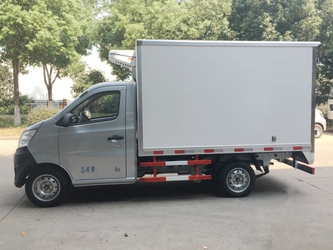长安2.68米冷藏车