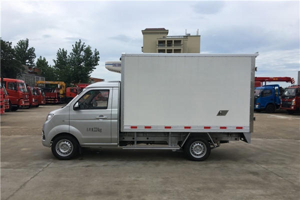 金杯T30小型冷藏车