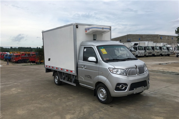 金杯T30小型冷藏车