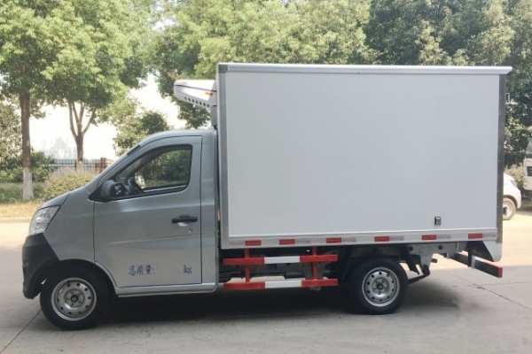 长安2.68米冷藏车