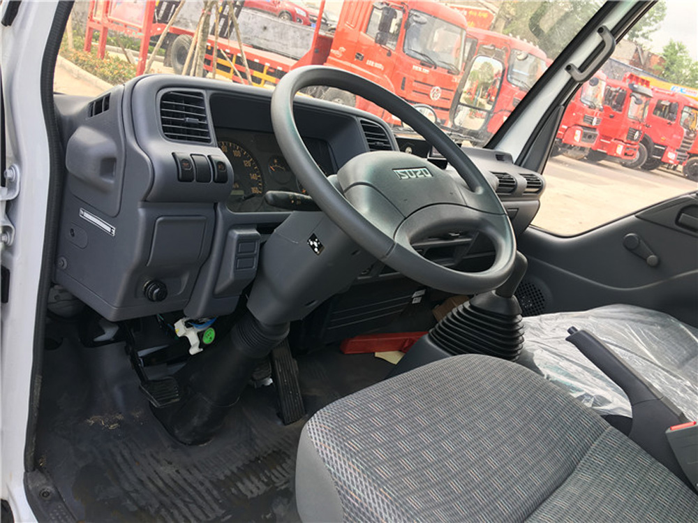 五十铃600P 5米冷藏车