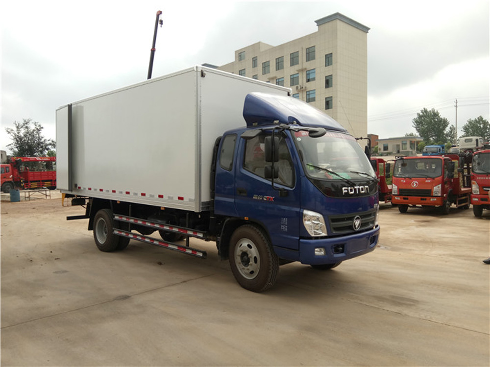 福田奥铃6.1米冷藏车