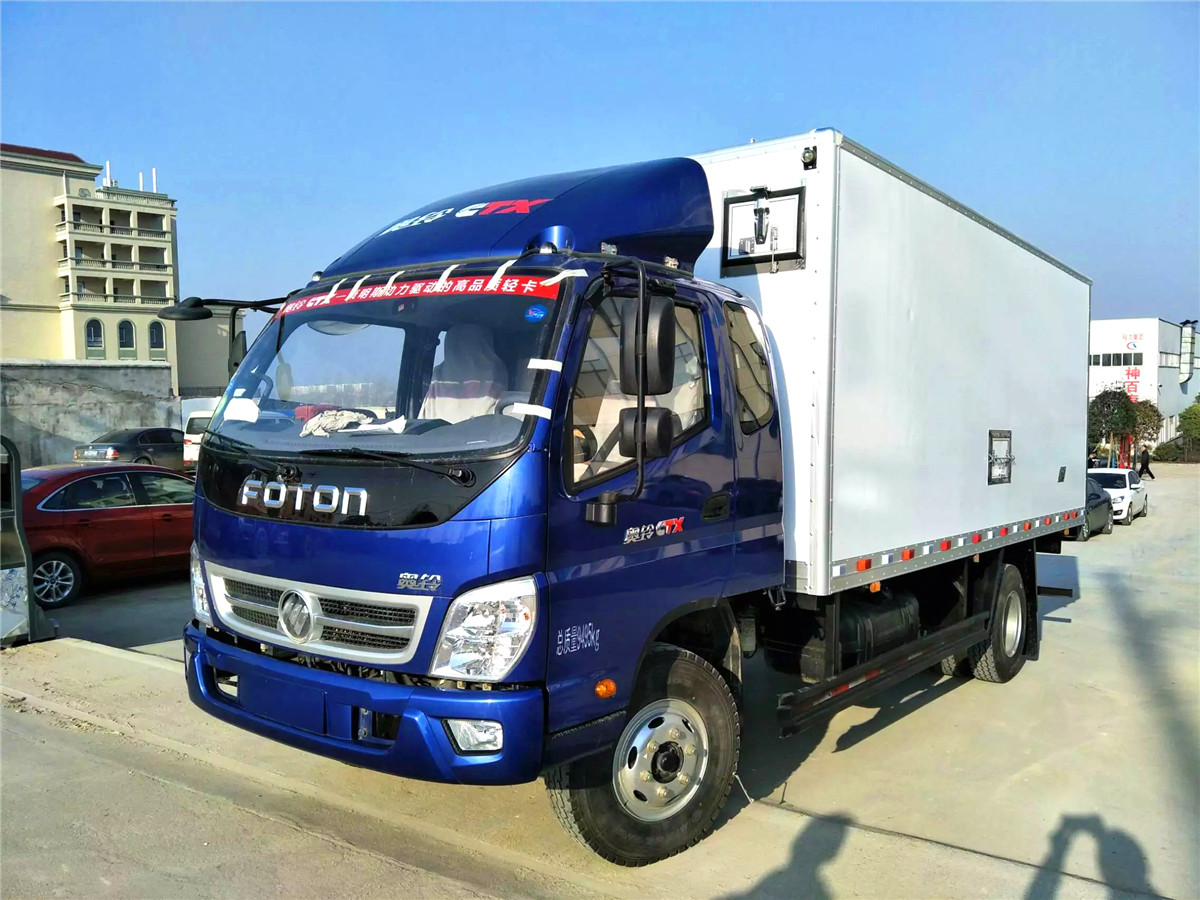 福田奥铃6.65米冷藏车