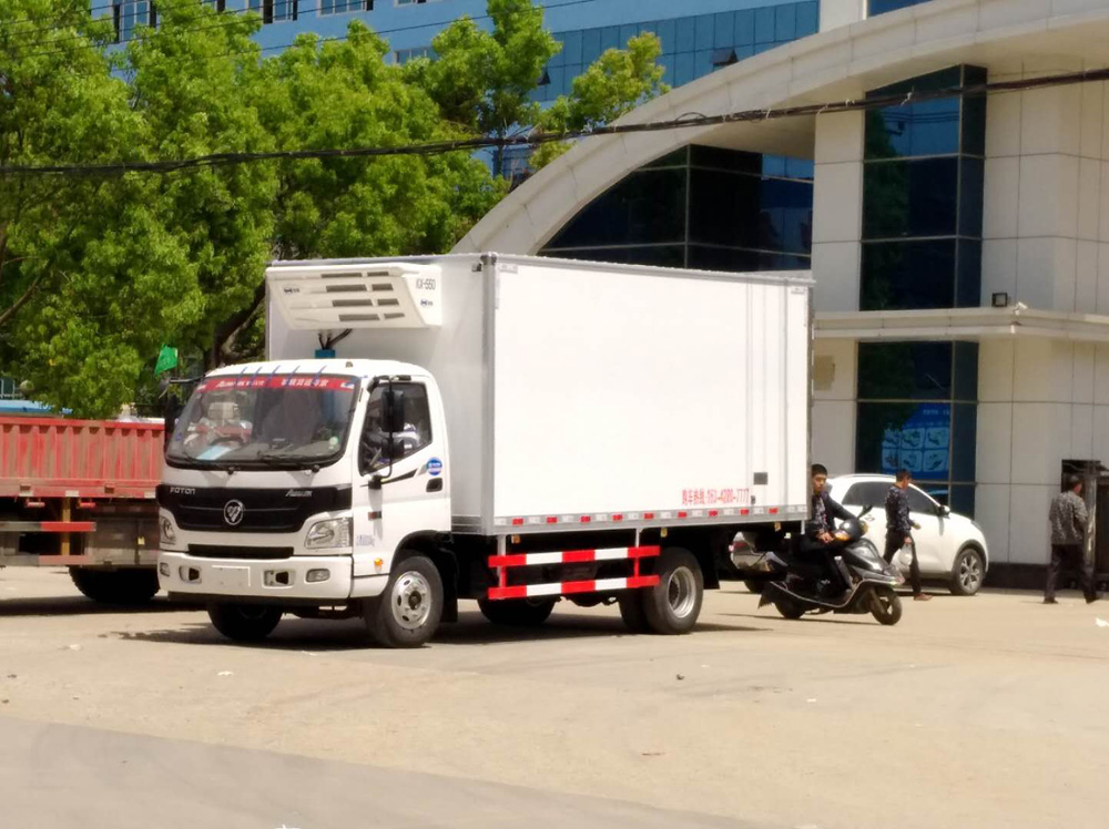 福田欧马可3冷藏车（厢长5.1米）