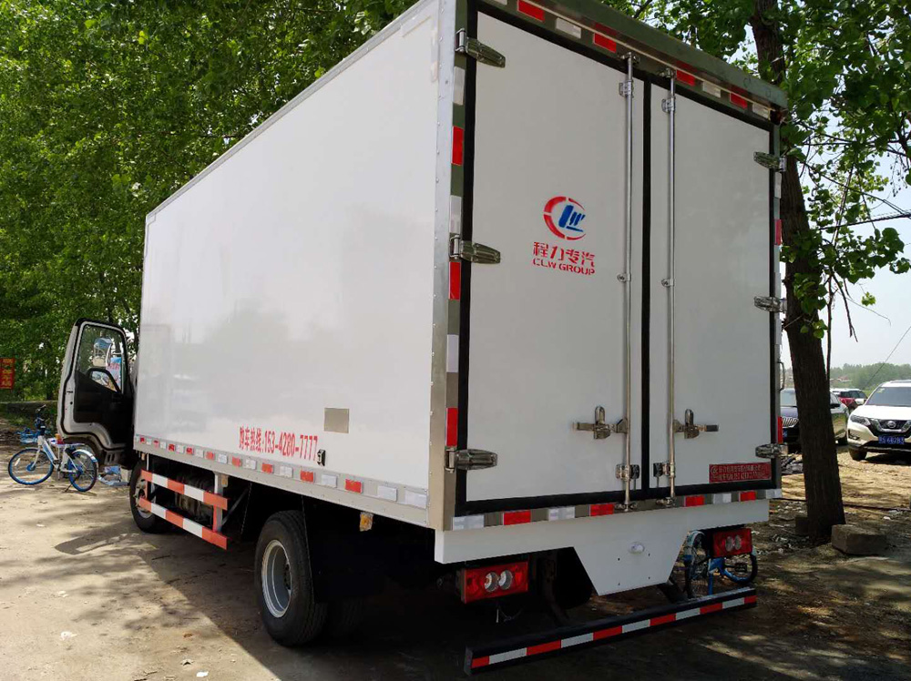 福田欧马可3冷藏车（厢长5.1米）