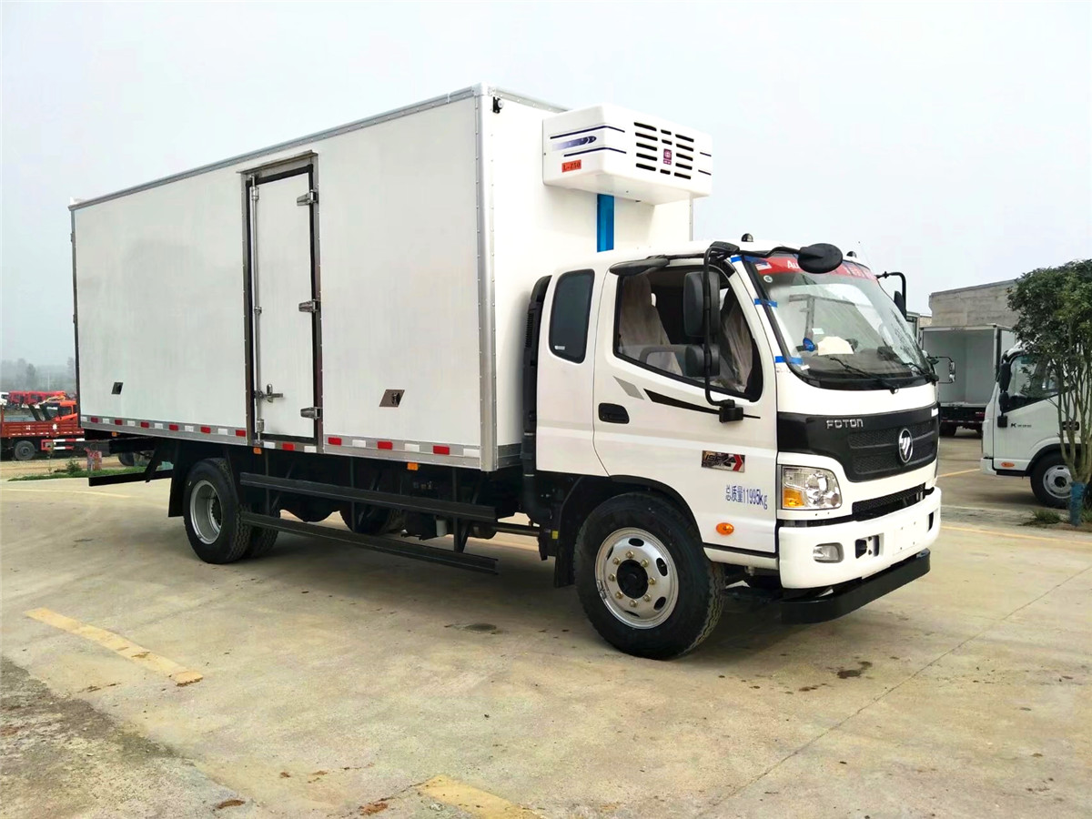 福田欧马可3冷藏车（厢长5米6）