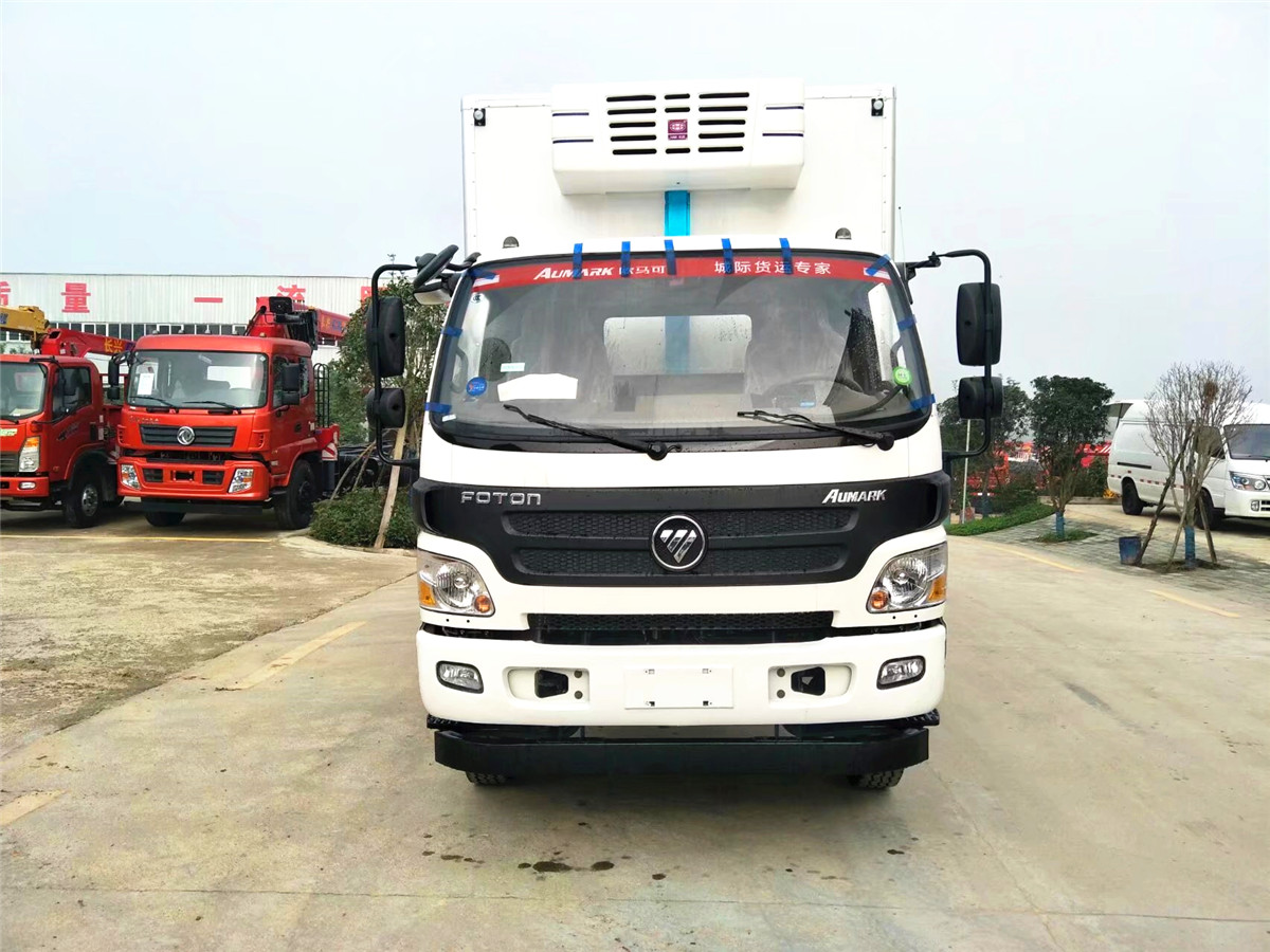 福田欧马可3冷藏车（厢长5米6）