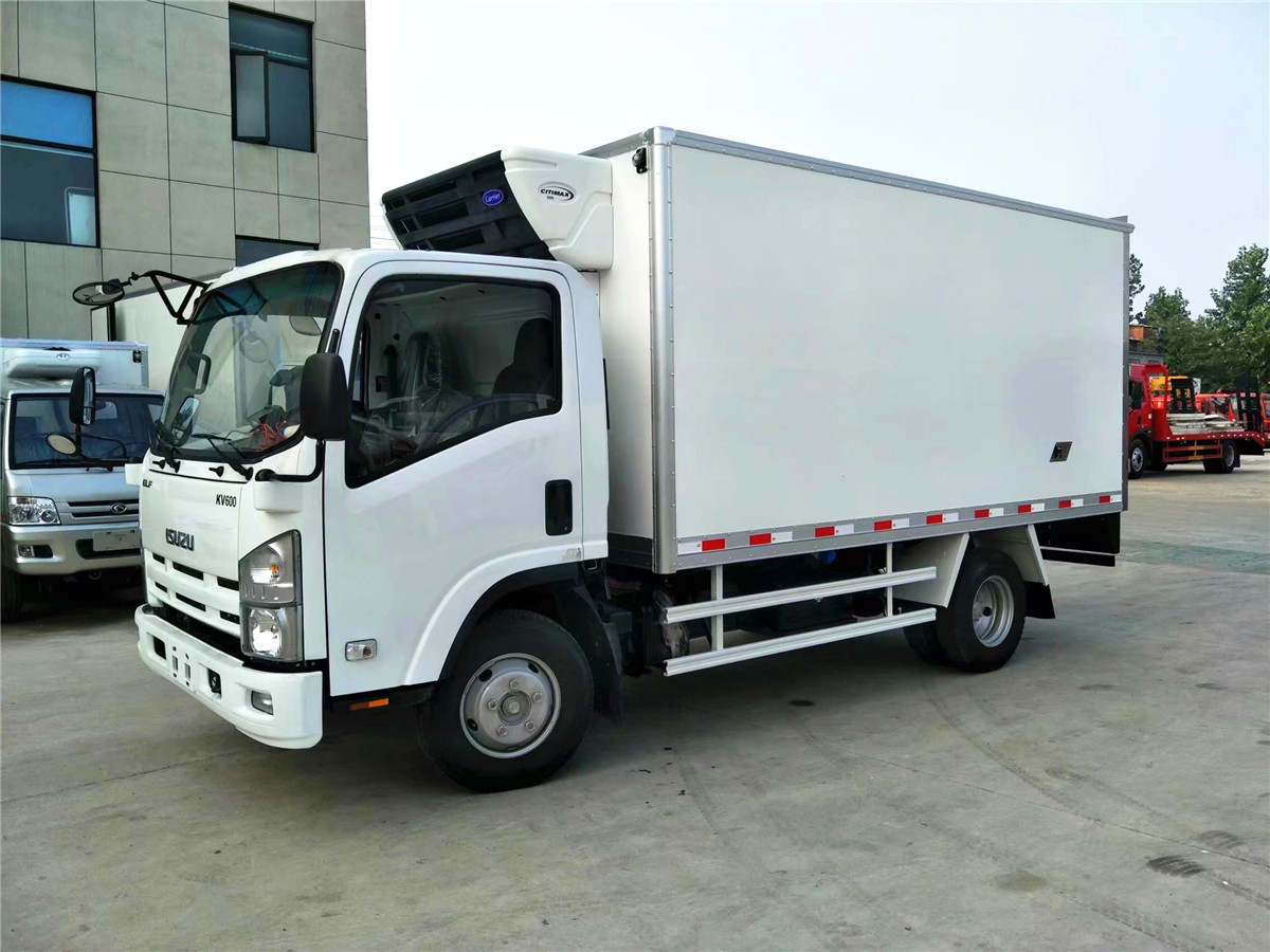庆铃五十铃600P蓝牌冷藏车