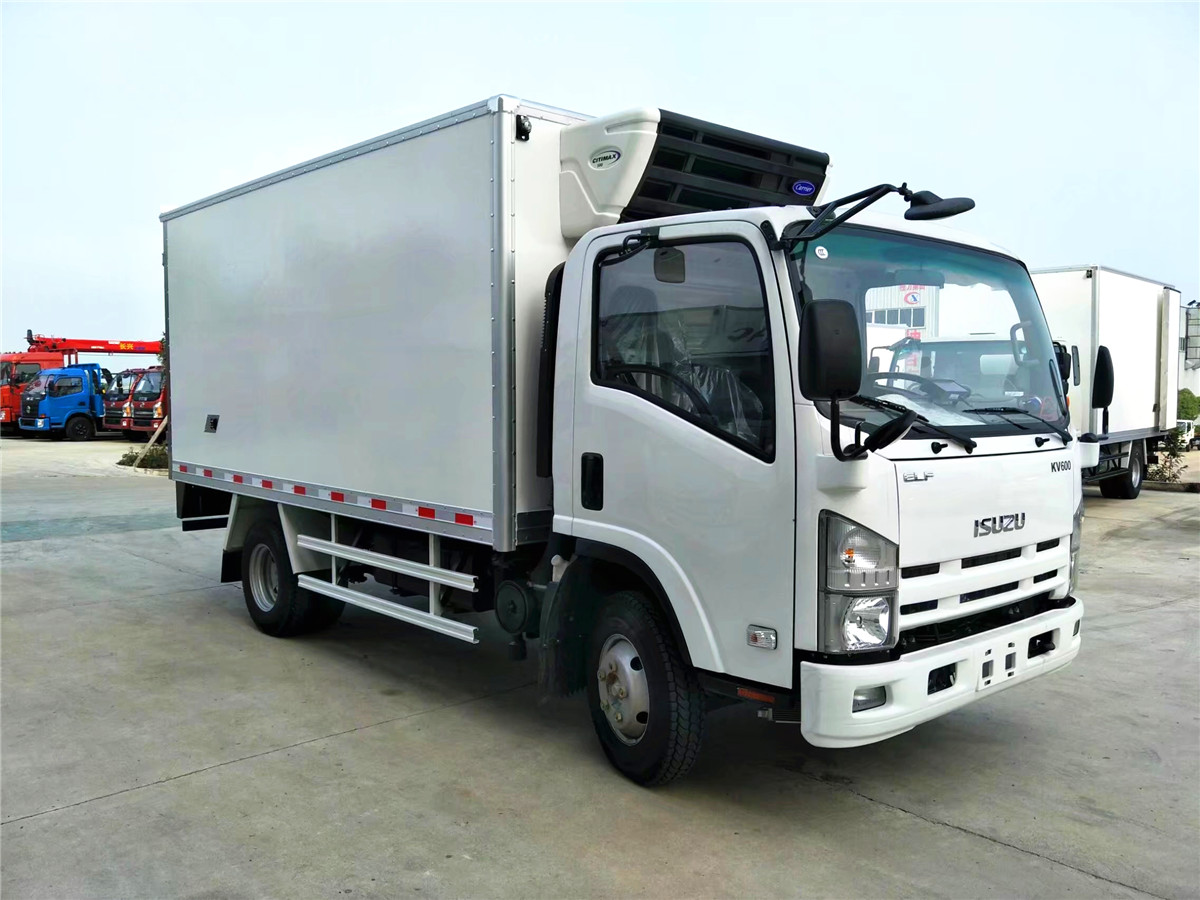 庆铃五十铃600P蓝牌冷藏车