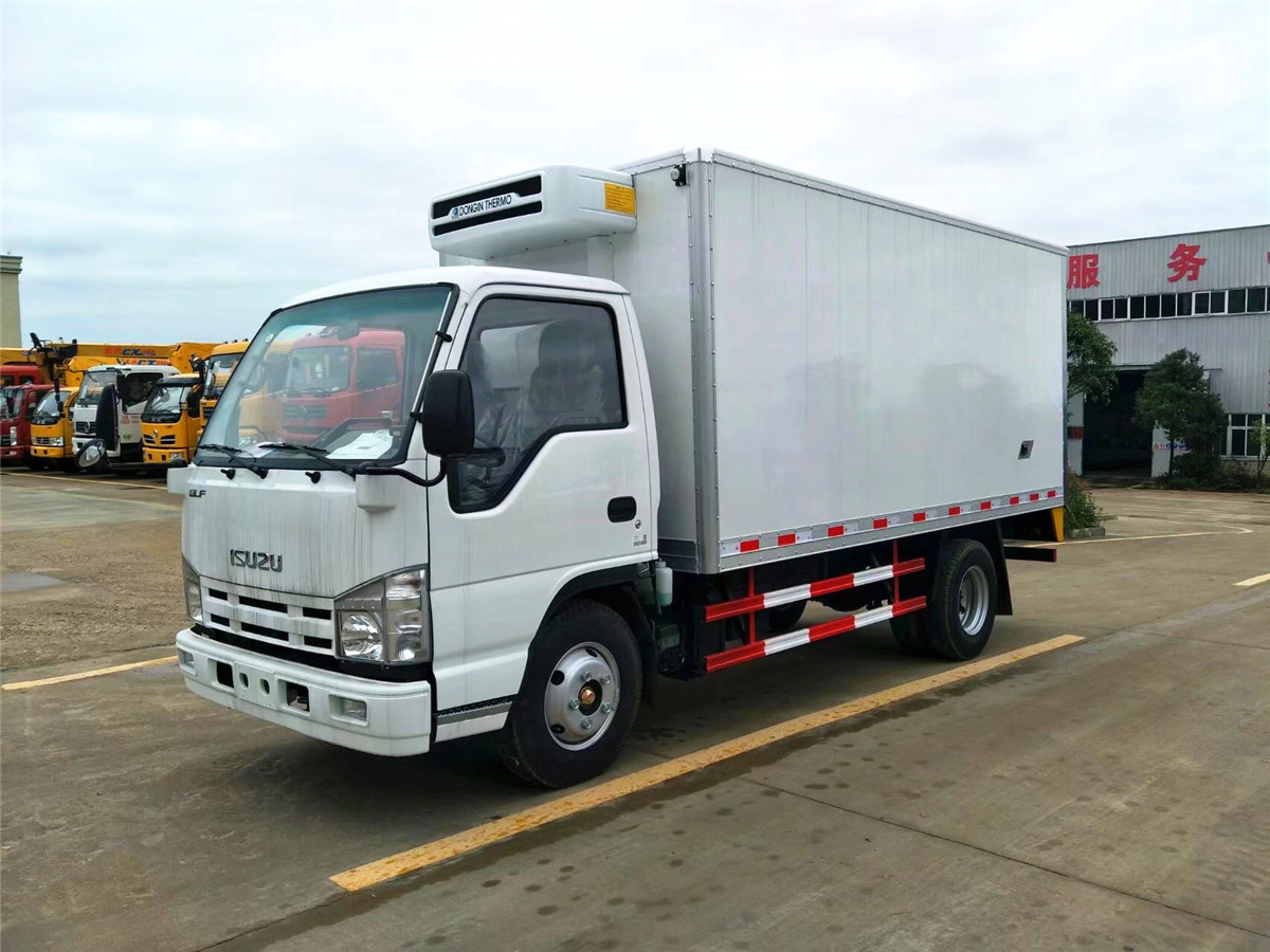 不超重推荐庆铃五十铃4.2米单排100P冷藏车