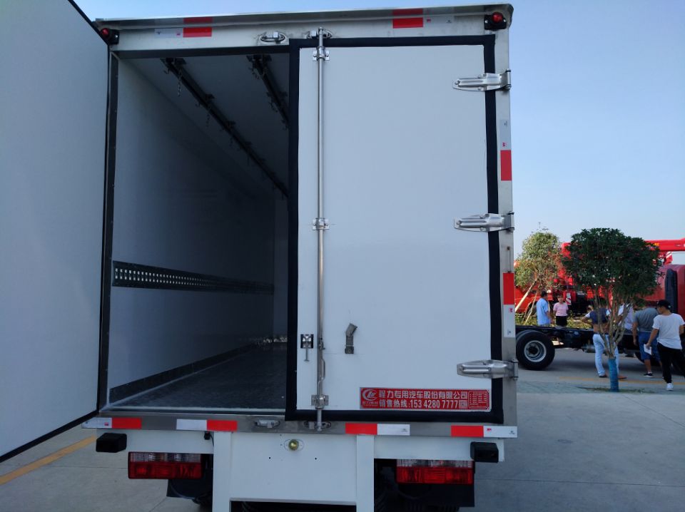 不超重推荐东风4米国五蓝牌冷藏车