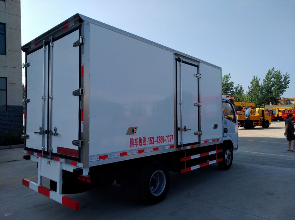 不超重推荐东风4米国五蓝牌冷藏车