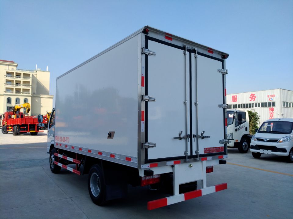 不超重推荐东风4米国五蓝牌冷藏车