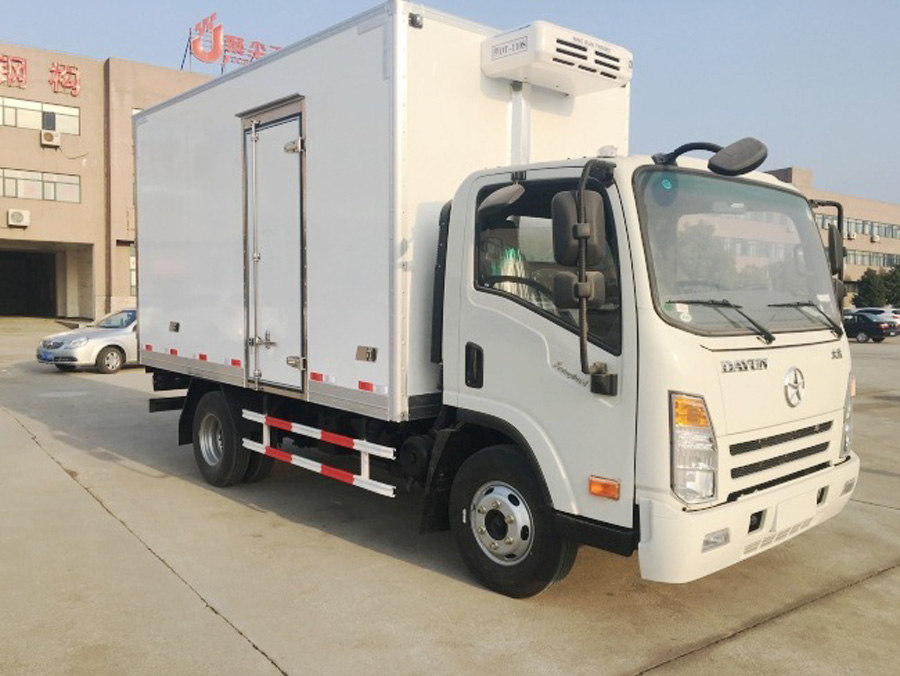 大运4.2米单排冷藏车