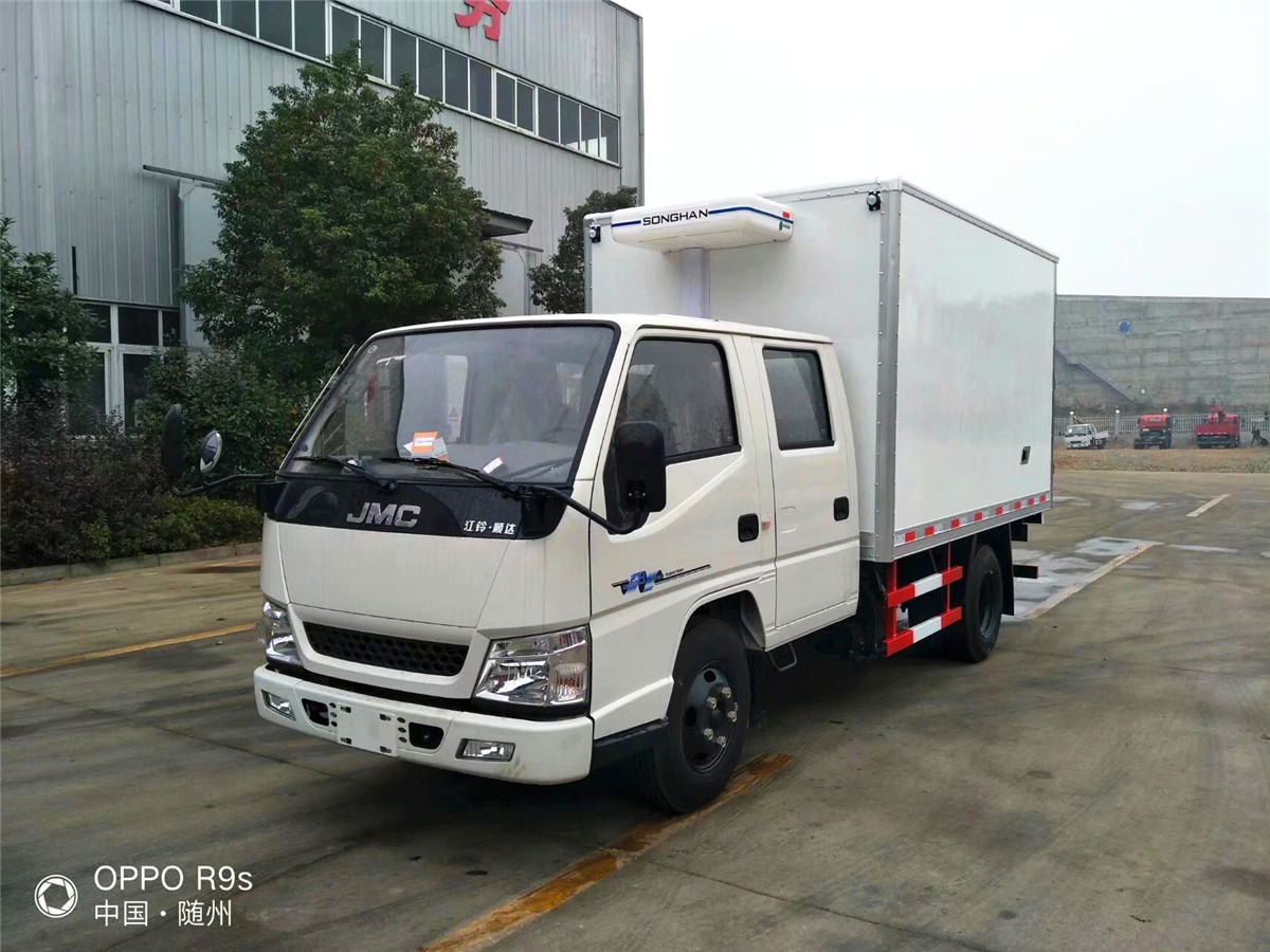 江铃双排五十铃冷藏车