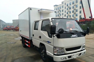 江铃双排五十铃冷藏车