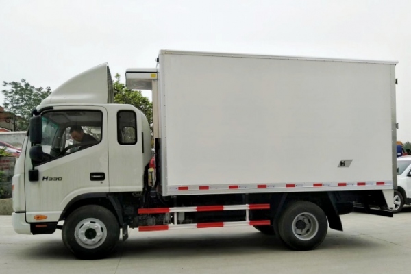 江淮帅铃宽体排半冷藏车