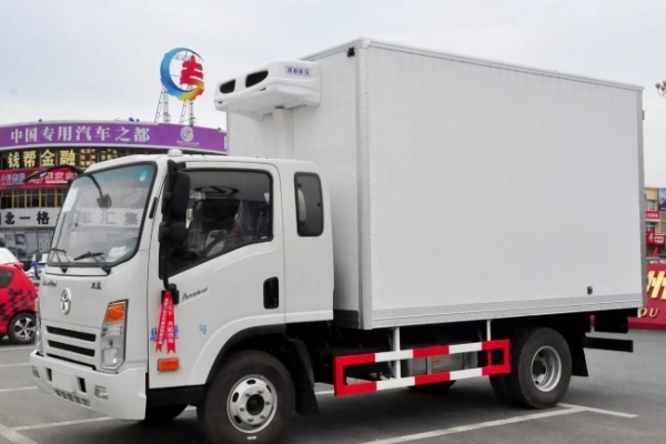 大运冷藏车（排半蓝牌国五）